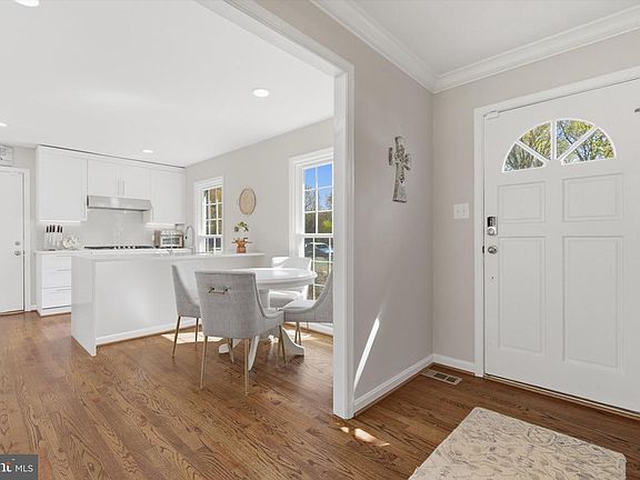 3rd image of 5218 Olley Ln