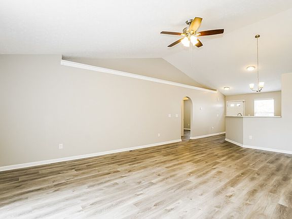 4th image of 6275 Pritchard Dr