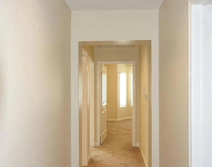 21 S Michillinda Ave — Photo 24