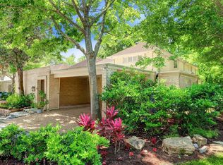 4 Woodstone St, Houston, TX 77024