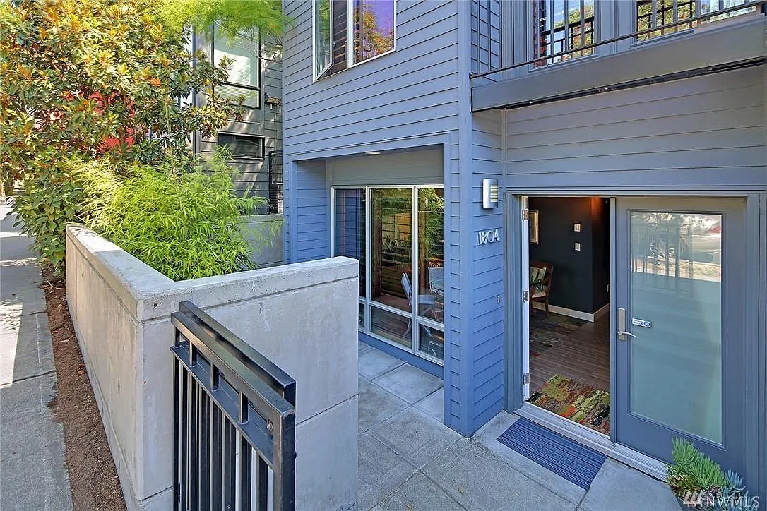 1804 11th Ave — Photo 3