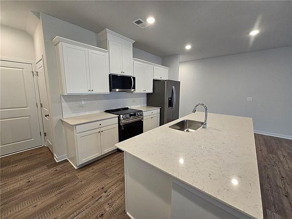 2nd image of 7345 Mullberry Trace Ln