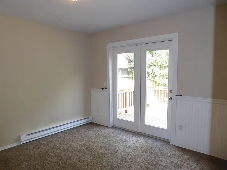 9236 Emily Way — Photo 20
