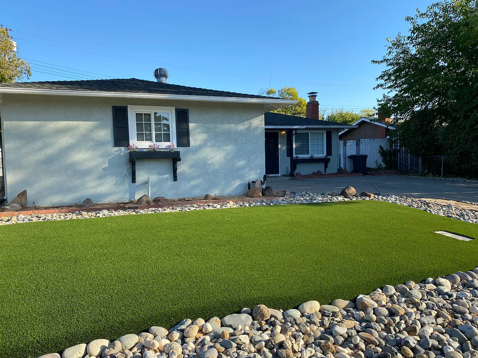 1312 Gerry Way photo 1