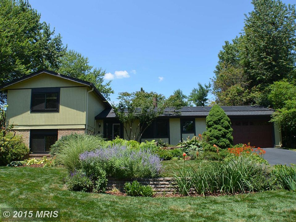 1st image of 2516 Oakhampton Pl
