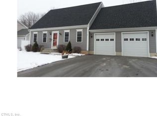 276 Mile Ln, Middletown, CT 06457