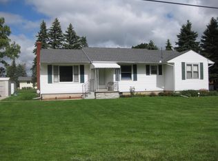 2045 Karl Dr, Bay City, MI 48706