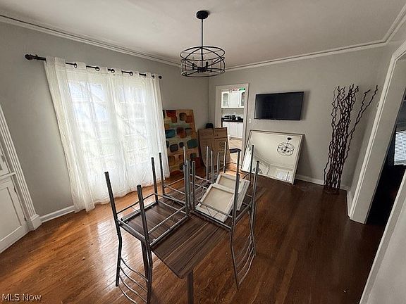 5th image of 3557 Glencairn Rd