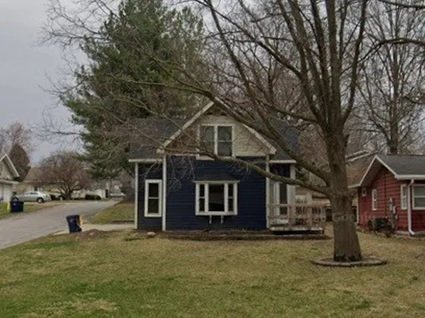 1220 Marion Ave, Pella, IA 50219