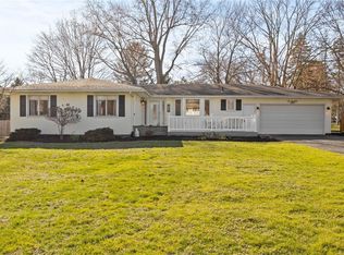 1725 Qualtrough Rd, Rochester, NY 14625