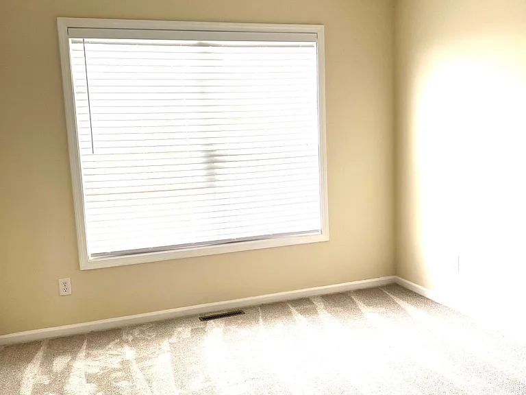 1000 Burton Pl — Photo 13