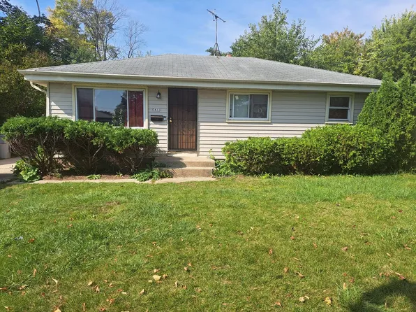 5833 North 81st STREET, Milwaukee, WI 53218