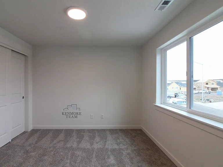 366 Aeon Dr — Photo 17
