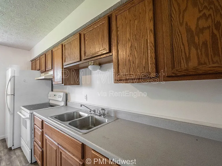 570 W US Highway 52 #4B — Photo 8