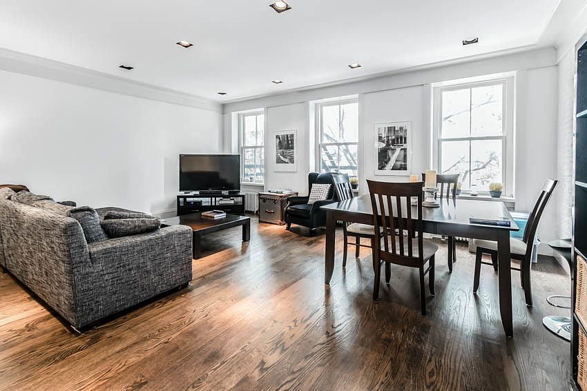 1st image of 351 W 17th St #3