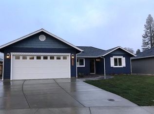 1618 George Tweed Blvd, Grants Pass, OR 97527