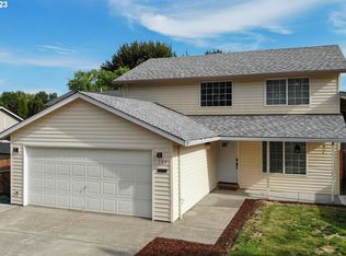 992 S Palmetto St, Cornelius, OR 97113