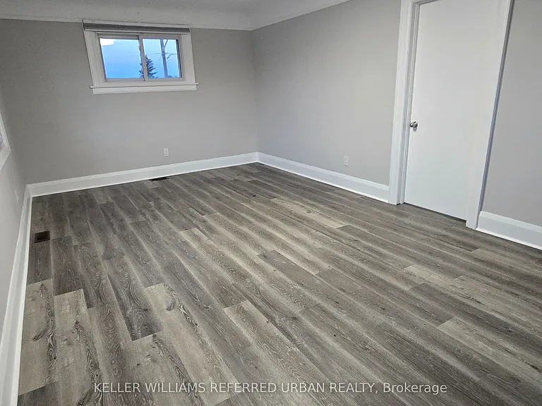399 King St W — Photo 13