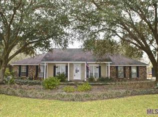 17044 W Swamp Rd, Prairieville, LA 70769