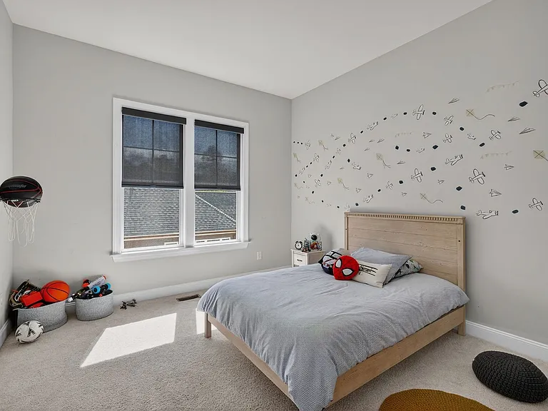 210 Lookout Rdg — Photo 28