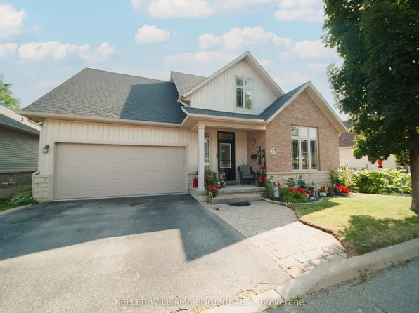 31 Book Rd #17, Grimsby, ON L3M 2M3