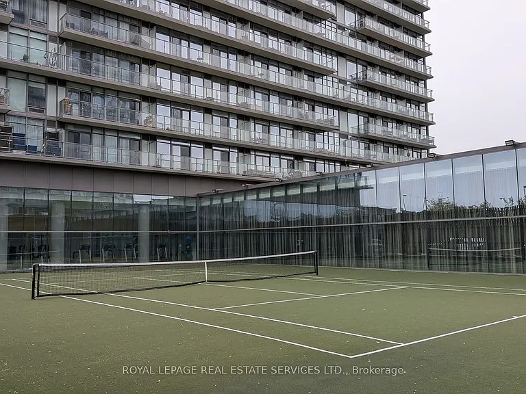 105 The Queensway #2412 — Photo 12