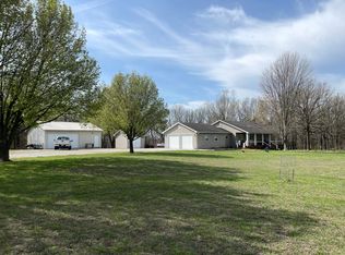 1488 E 380th Rd, Bolivar, MO 65613