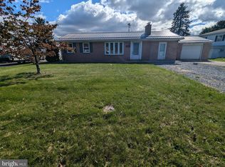 1586 Richard Ave, Chambersburg, PA 17201