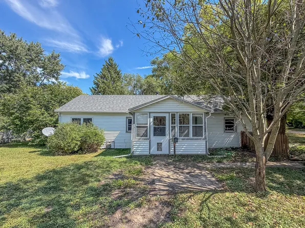 1306 Stout Dr, Urbana, IL 61802
