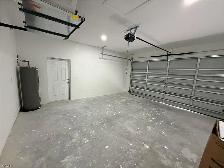 1115 Cove St E — Photo 21