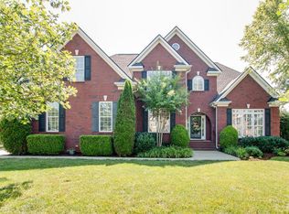 1320 Heather Pl, Murfreesboro, TN 37128