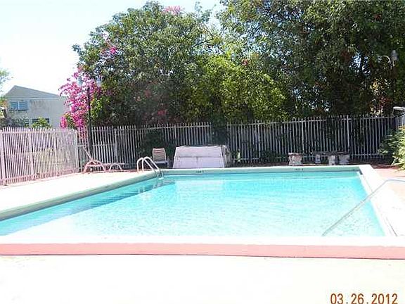 4th image of 15420 SW 81st Ave