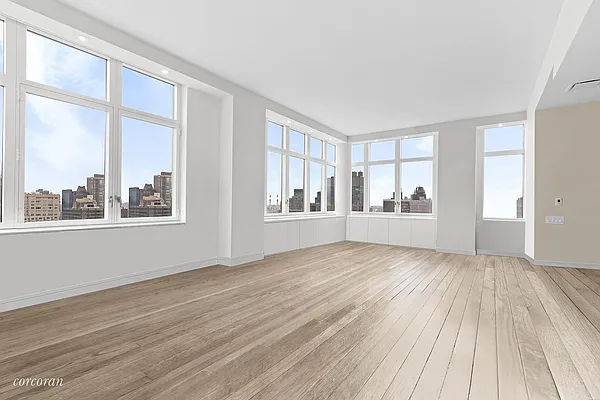 Rented by Corcoran | media 27