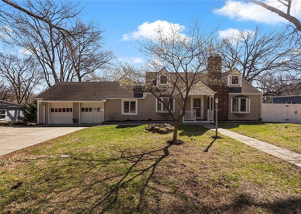 1st image of 5707 N Robinhood Ln
