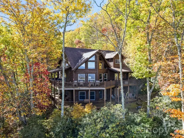 53 Kamama Trl, Maggie Valley, NC 28751