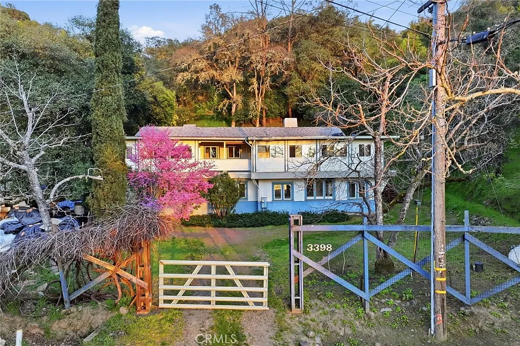 3398 Ogden Rd photo 1