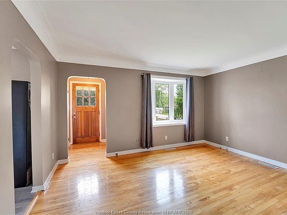 4th image of 12357 Renaud St