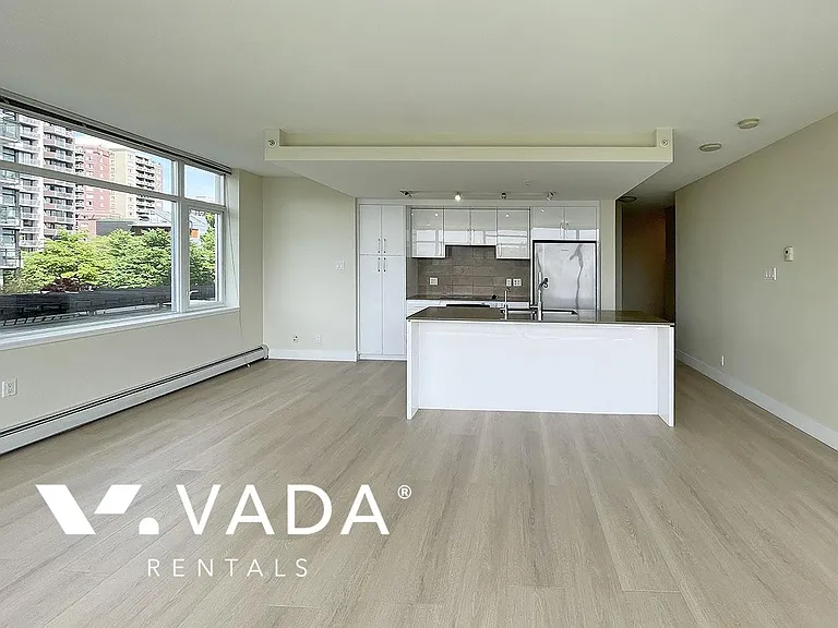 1320 Chesterfield Ave #405 — Photo 6