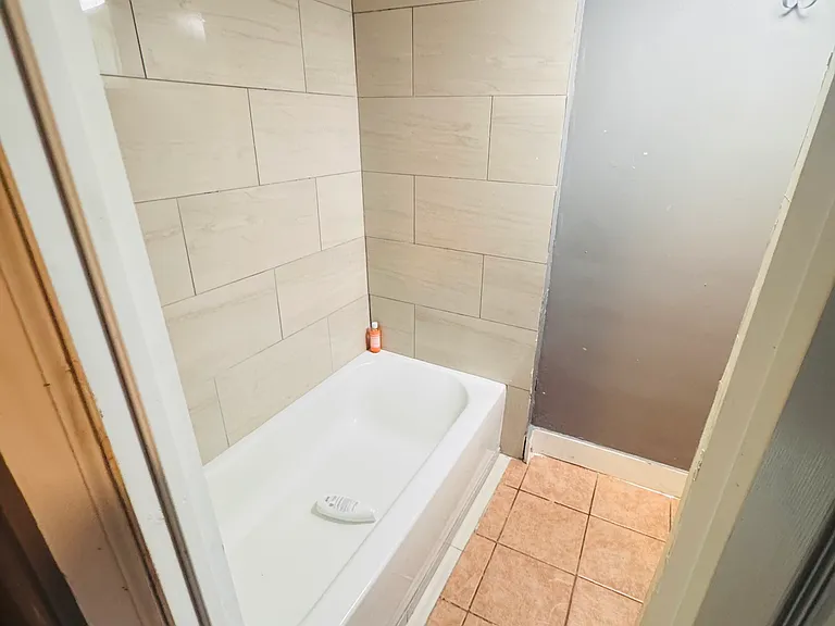 330 S Lake St #2 — Photo 6
