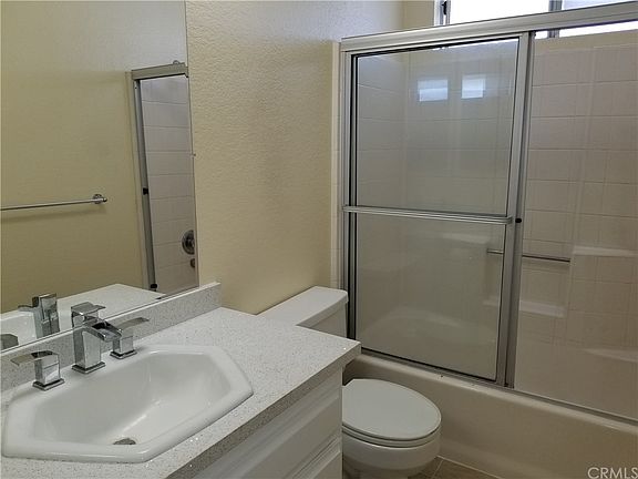 5th image of 24242 Ward St