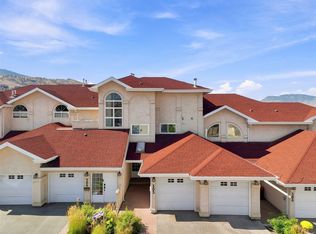 15 Hudsons Bay Trl Unit 305, Kamloops, BC V2C 6S6