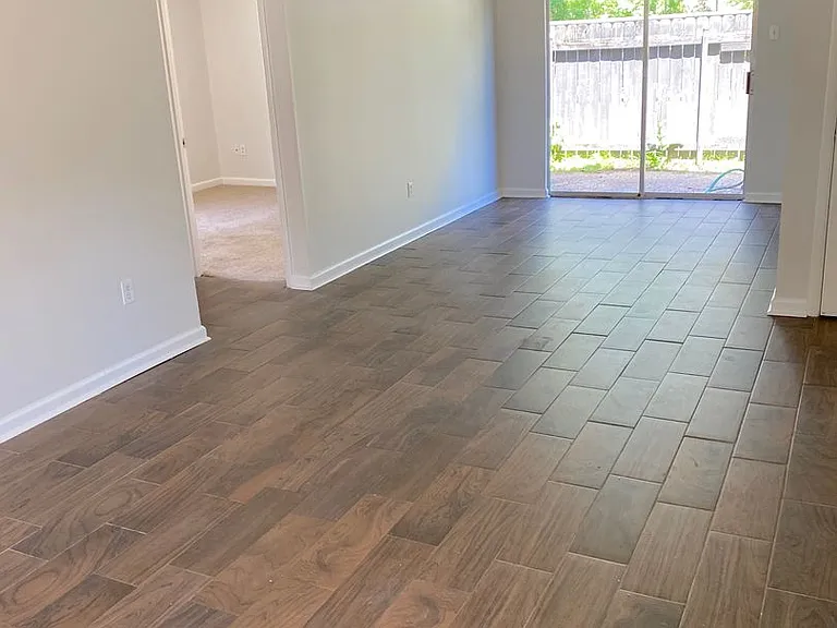 Woodland Trace Apartments — Photo 7
