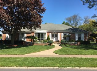 101 Sunset Dr, Bellevue, OH 44811