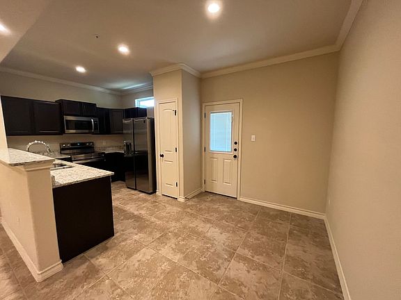 5th image of 6402 Luglio Ln #101