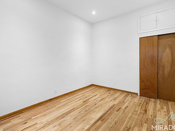 4th image of 119 E 83rd St APT 5B