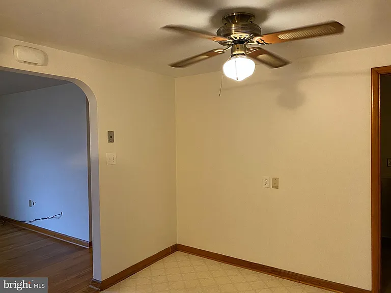 105 Fay St — Photo 5