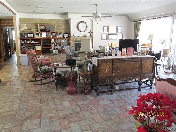 4th image of 1417 Bluebonnet Dr