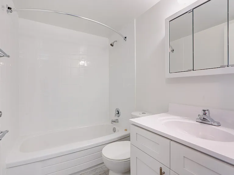 222 Nonquon Rd — Photo 10