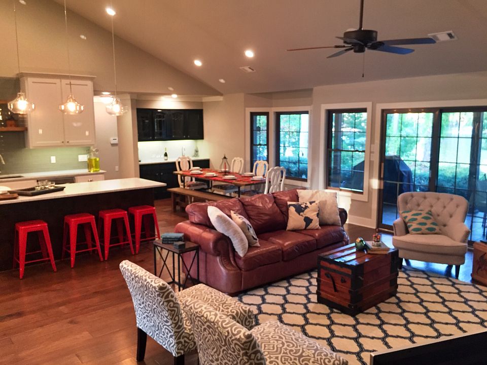 1st image of 131 Silverwood Pt
