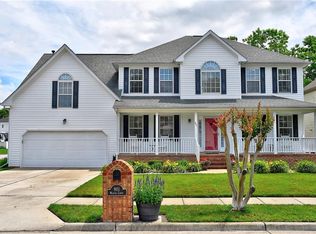 901 Mustoe Ct, Chesapeake, VA 23322